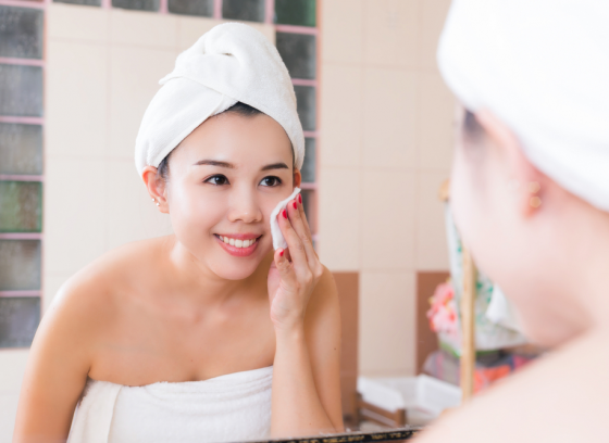 HISTOLAB NGHE | Tẩy trang sau khi về nhà, hay dể dành để skincare buổi tối?